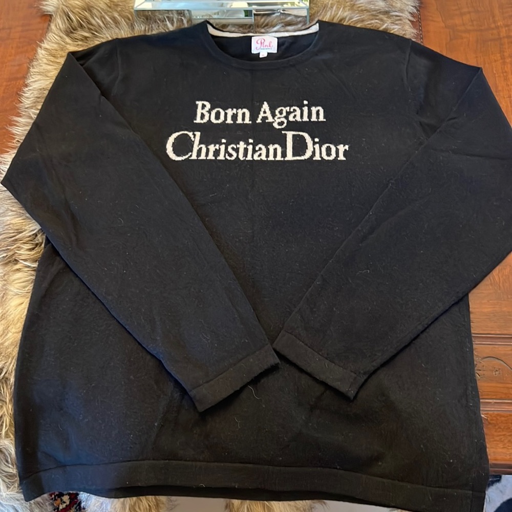 EUC BORN AGAIN….. SWEATER…💋💋💋